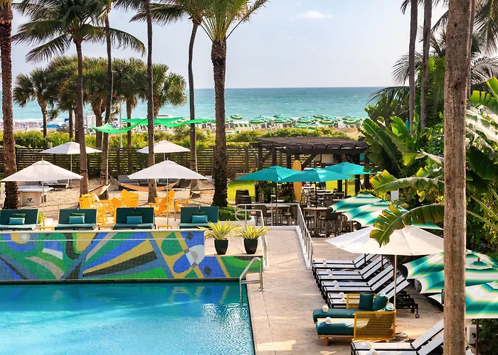 Kimpton Surfcomber Hotel By Ihg Miami Beach